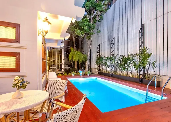 Sathorn Private Pool Villa