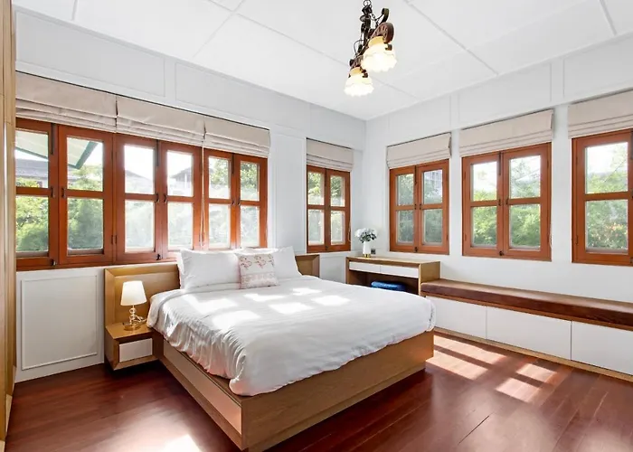 Sathorn Private Pool Villa Bangkok